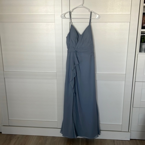 Azazie Dresses & Skirts - Azazie size A4